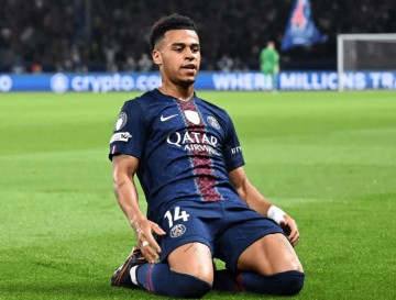 效率惊人，杜埃职业生涯14场欧冠淘汰赛参与了11球