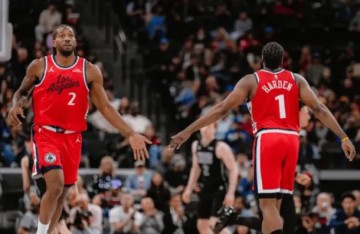 必一体育-船记：我仍无法相信交易截止日结果，这一切太不真实了